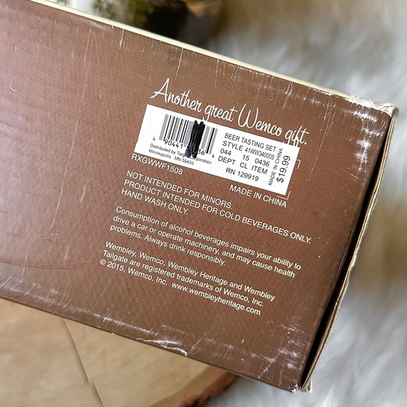 Wemco Numbered Beer Tasting Set Glasses & Wood Serving Board Flight - Picture 2 of 3